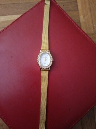 Reloj STELTMAN dorado con pedrería
