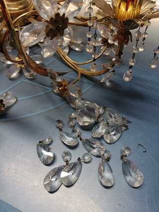 Lámpara dorada de estilo rococó francés o tipo palwa, años 70/80, 6 luces