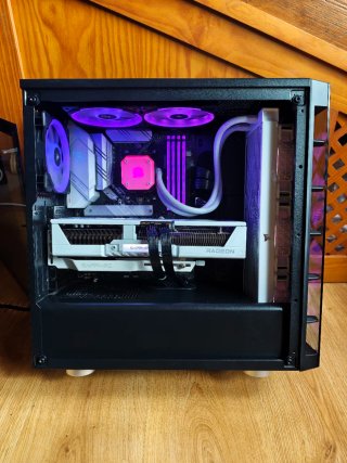 PC gaming 9070XT/5700X3D/RAM 32Gb/1TB NVMe/Corsair