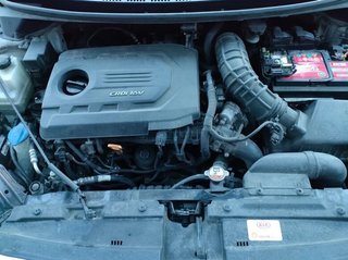 Kia 17240 0281032115 centralita motor ceed drive 1