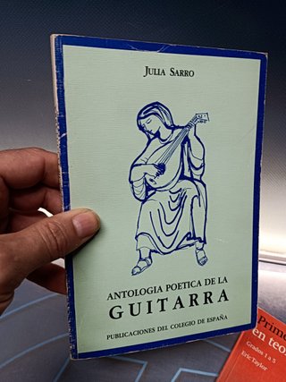 2 libros, Antología poética de la guitarra + Primeros pasos en teoría musical