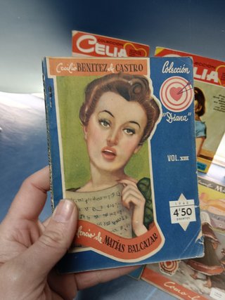 7 novelas PULP diferentes colección CELIA y mas