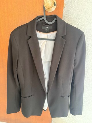 Chaqueta americana H&M negra Talla M