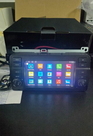 Rádio BMW E46 Android + GPS + Carplay sem fios.