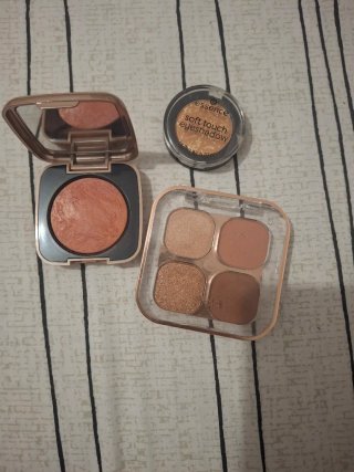 Set de maquillaje.
