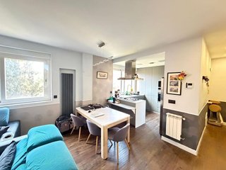 Piso en venta en Valdezarza en Madrid