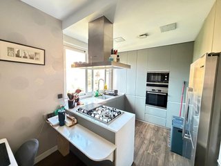 Piso en venta en Valdezarza en Madrid