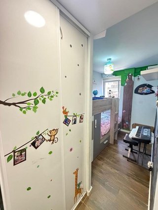 Piso en venta en Valdezarza en Madrid