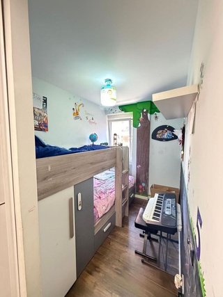 Piso en venta en Valdezarza en Madrid