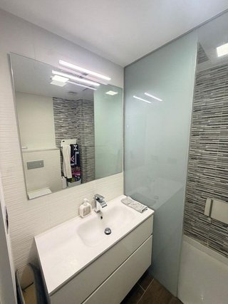 Piso en venta en Valdezarza en Madrid