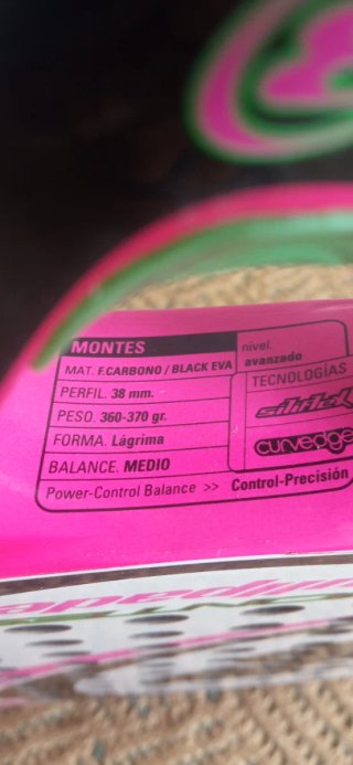Pala de pádel Bullpadel Montes Proline 38