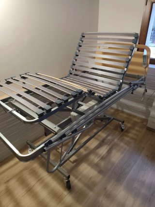 Cama articulada electrica.geriatrica