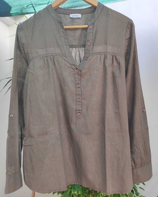 Blusa fluida Pimkie caqui T.42