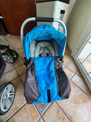 Conjunto carrito bebé y silla coche azul