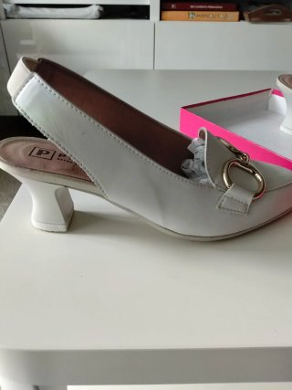 Zapatos Pitillos Slingback Blancos Talla 38