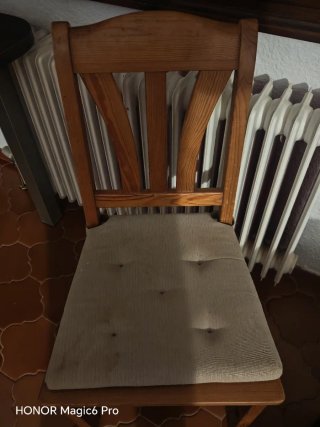 Silla de madera IKEA 4 unidades x 80€