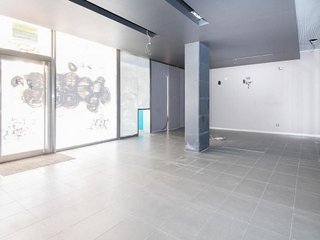 Local comercial en venta en Barrio de Uribarri en Bilbao