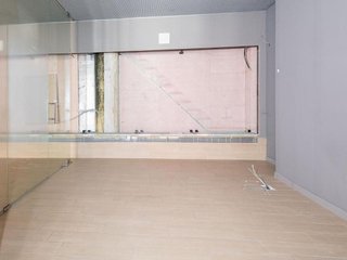 Local comercial en venta en Barrio de Uribarri en Bilbao