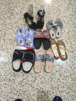 Lote Zapatillas y Tacones Variados