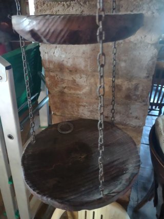 Estantería colgante madera y metal