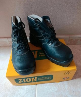 Botas de seguridad ZION negras