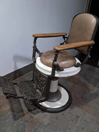 Sillón Barbero Antiguo UNION Hierro Fundido
