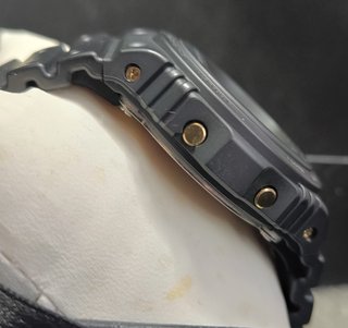 Reloj Casio G-Shock DW-5700 Metallic Mirror Face