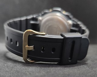 Reloj Casio G-Shock DW-5700 Metallic Mirror Face
