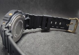 Reloj Casio G-Shock DW-5700 Metallic Mirror Face