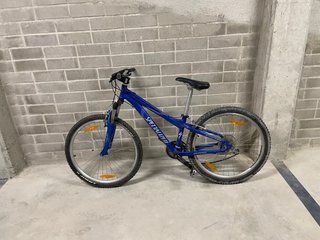 Bicicleta juvenil Specialized