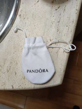 Bolsa Pandora terciopelo blanca