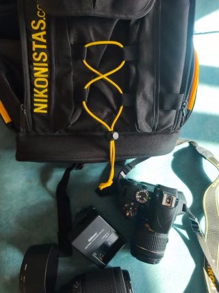 Kit Nikon D3300 con 18-55mm y Teleobjetivo