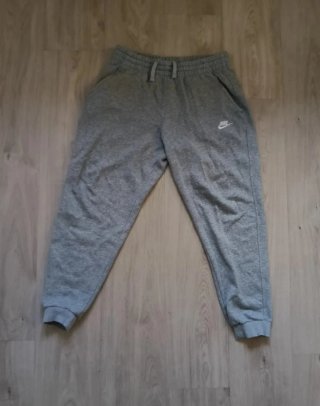 Nike joggers Gray