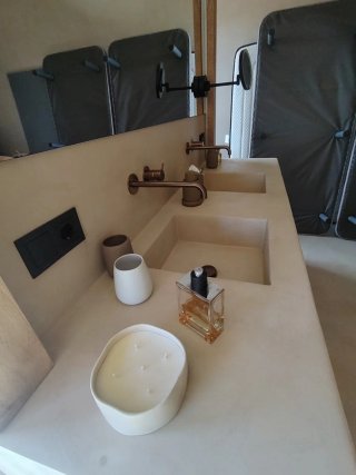 Encimera de Baño en Microcemento