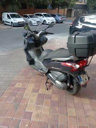 Kymco Super Dink 300 Negra