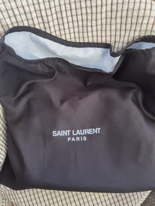 Bolso YSL Jamie Shopping mediano cuero de cordero