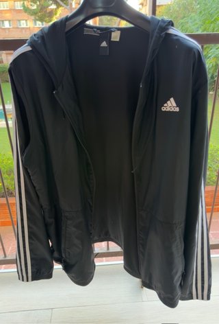 Impermeable Adidas con Capucha