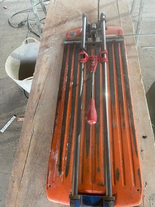Cortadora de Azulejos Rubi T-60