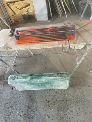 Cortadora de Azulejos Rubi T-60