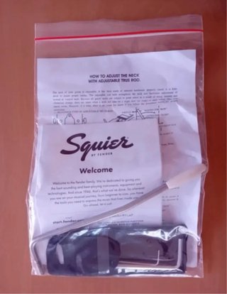 Squier Stratocaster CV 60s FSR Shell Pink