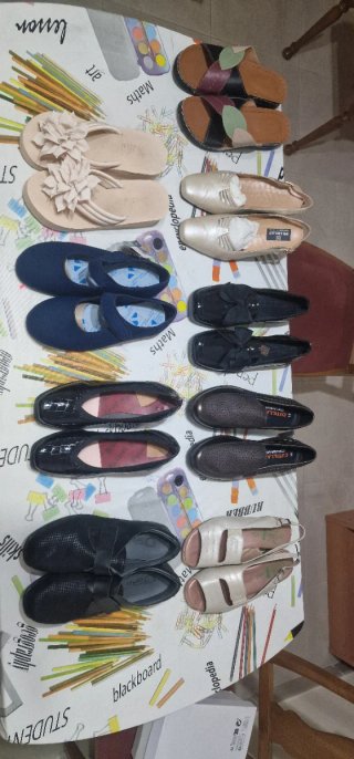 Lote de 9 pares de zapatos de mujer