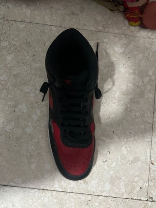 Zapatillas Nike Rojas y Negras