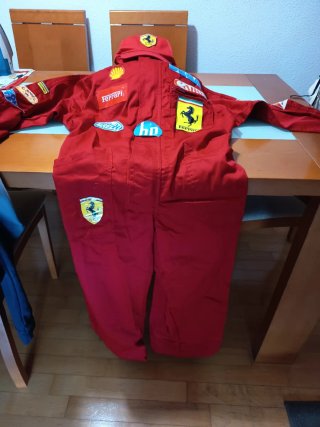 Mono Ferrari Talla M Nuevo