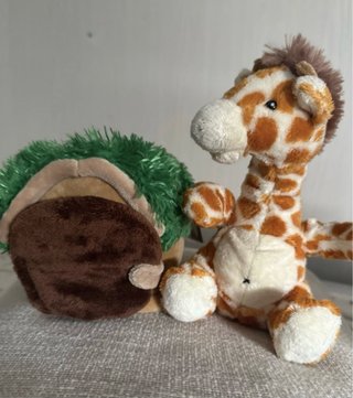 Peluche Giraffa con Tana