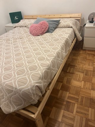 Cama con Estructura de Madera 135cm
