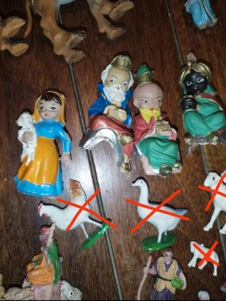 Lote antiguas figuras de belén años 60-70.