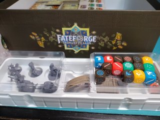 Juego de Mesa Fateforge: Crónicas de Kaan