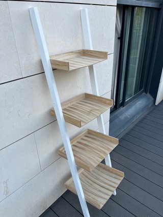 Estantería Escalera Blanca y Madera