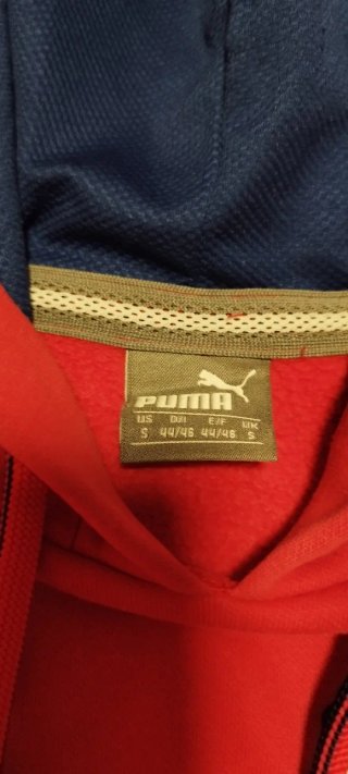 Sudadera Puma Roja y Azul Talla S para chic@s