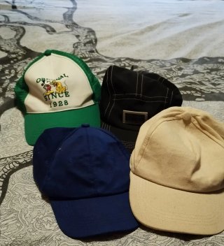 Lote 4 Gorras/Viseras